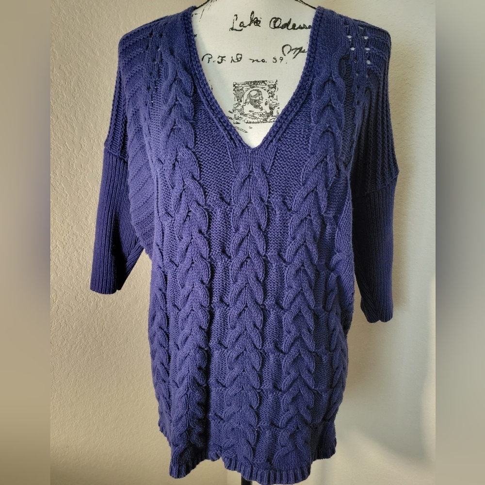 Express V-Neck,3/4 Sleeve,Pullover Chunky Cable Knit, Women's Sweater•Blue•Small